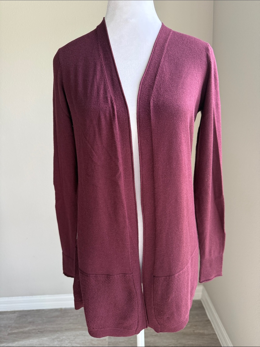 Loft women’s burgundy open front Cardigan